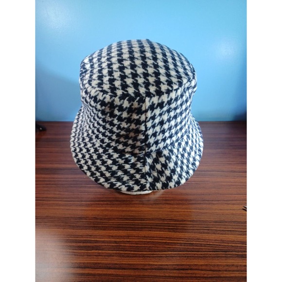 HOLLISTER Women’s Black/White Plaid/Checkered BUCKET HAT ONE SIZE - Picture 4 of 12